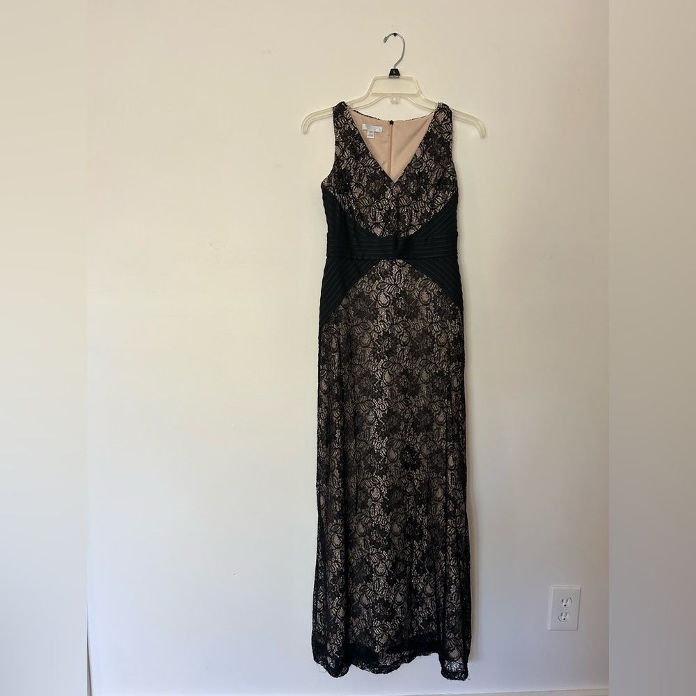 London Times Evening Maxi Dress Black Lace Size 2P